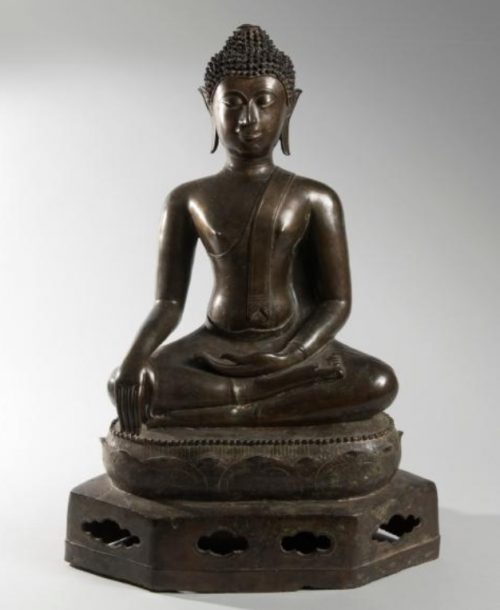 Buddha assis