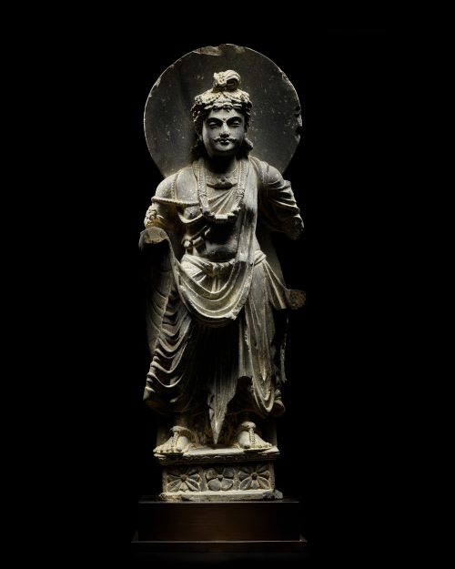 Bodhisattva debout
