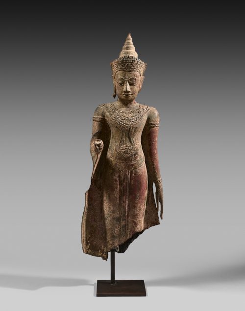 Buddha debout