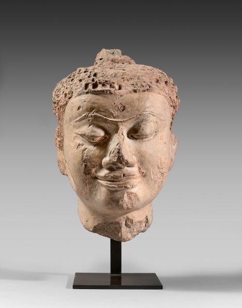 Tête de Buddha Harīpunjaya