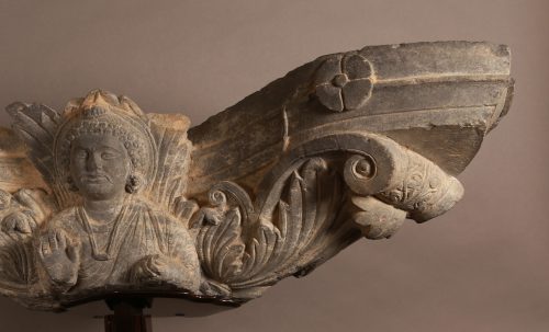 Chapiteau monumental du Gandhāra – Image 5
