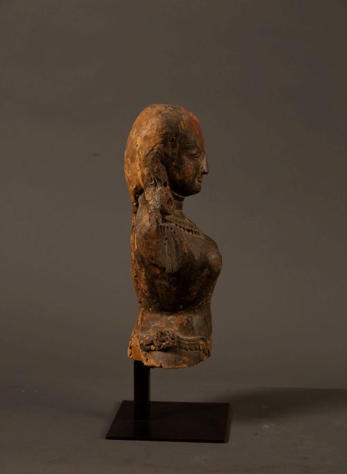 Buste de divinité féminine – Image 4