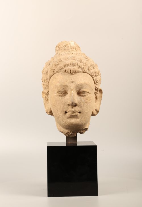 Tête de Buddha en stuc
