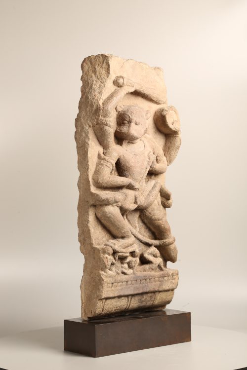 Stèle de Narasimha tuant Hiraṇyakaśipu – Image 2