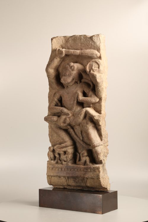 Stèle de Narasimha tuant Hiraṇyakaśipu – Image 6