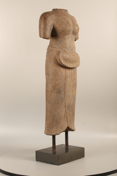 Buste de divinité féminine – Image 8