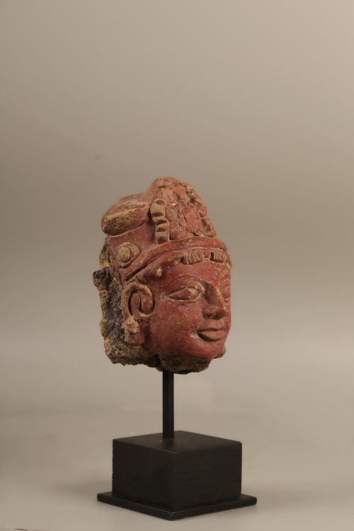 Tête de divinité – Image 2