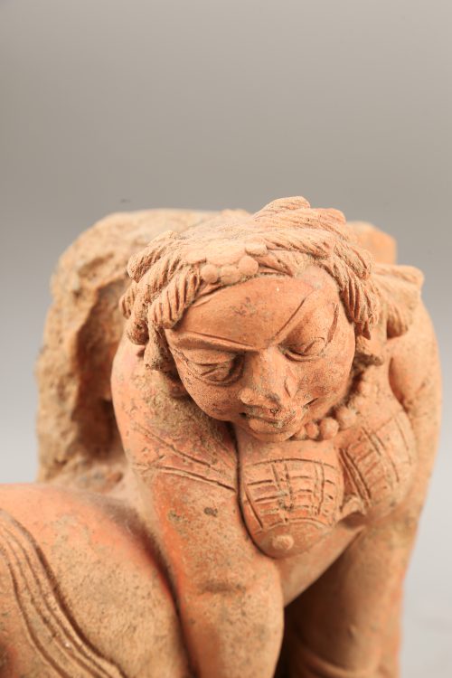 Relief à figure féminine – Image 5