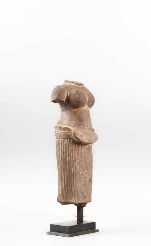 Buste de divinité féminine – Image 3