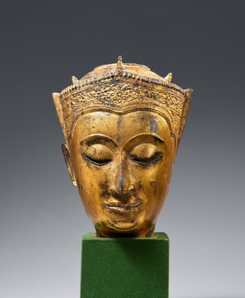 Tête de Buddha couronné